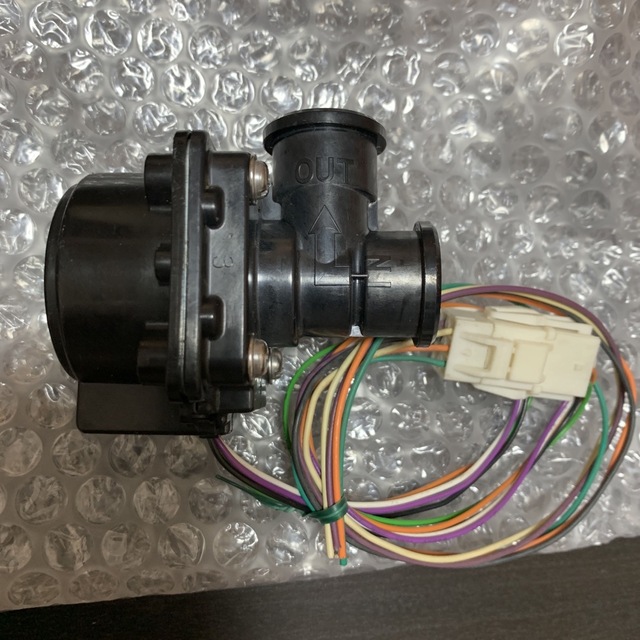給湯器 水比例弁 電磁弁 電動バルブ ? CRUD026 NSAC001N01の通販 給湯器 水比例弁 電磁弁 電動バルブ ? CRUD026 NSAC001N01の通販