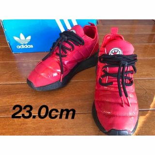 adidas(レッド/赤色系)のフリマアイテム一覧 adidas(レッド/赤色系)のフリマアイテム一覧