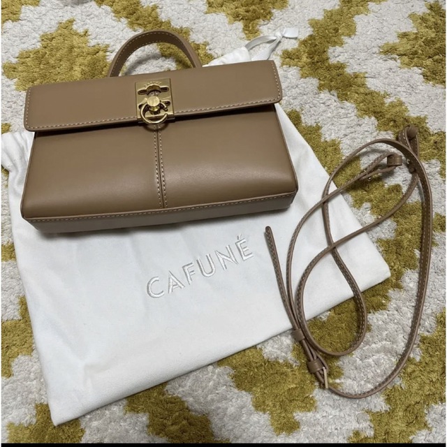 着後レビューで 送料無料】 超美品 CAFUNE ショルダーバッグ