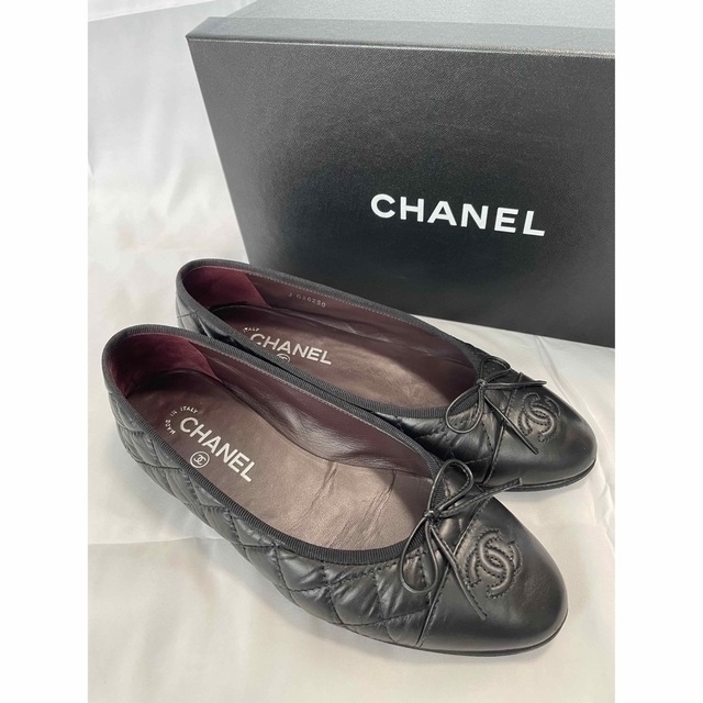 CHANEL(シャネル)の🖤様専用  シャネル バレエシューズ マトラッセ 38.5C レディースの靴/シューズ(バレエシューズ)の商品写真