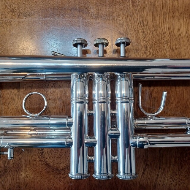 BACH(バッハ)のmarine様 専用 バック B♭管トランペット 楽器の管楽器(トランペット)の商品写真
