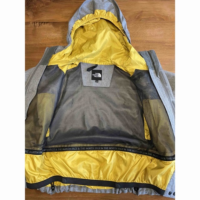 THE NORTH FACE(ザノースフェイス)の★美品★ノースフェイス スクープジャケット グレー 110cm キッズ/ベビー/マタニティのキッズ服男の子用(90cm~)(ジャケット/上着)の商品写真