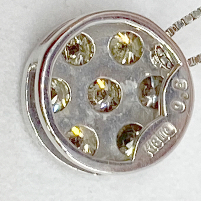 シャンパンゴールドの輝き☆ ペンダントヘッド ダイヤ0.5ct K18WG