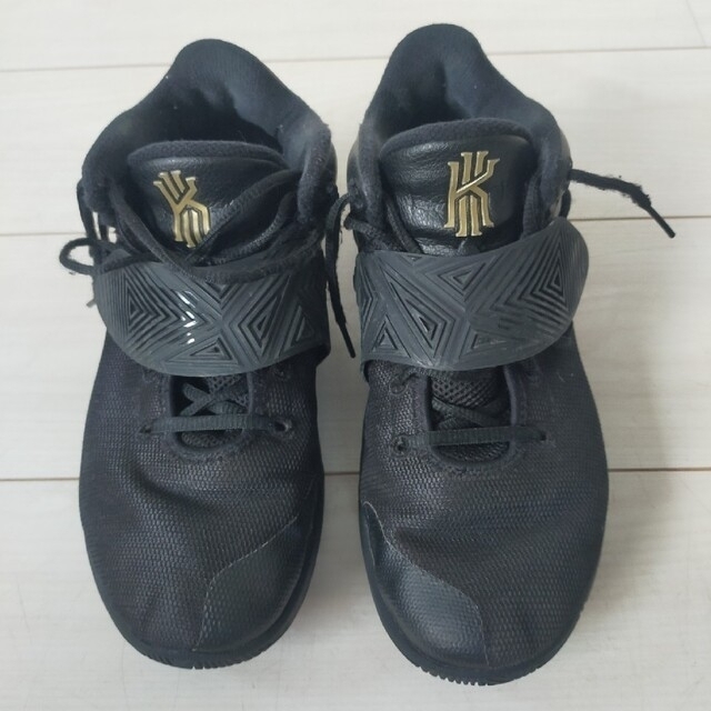 NIKE カイリー フライトラップ 3 EP 25,5cm BLK