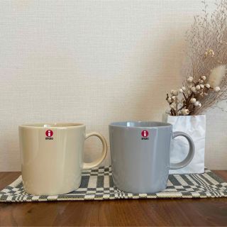 イッタラ(iittala)の新品ティーマ　マグカップ　2個　リネン　パールグレー(グラス/カップ)