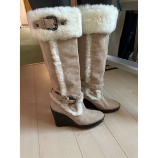 BURBERRY BLUE LABEL(ブーツ)のフリマアイテム一覧 BURBERRY BLUE LABEL(ブーツ)のフリマアイテム一覧