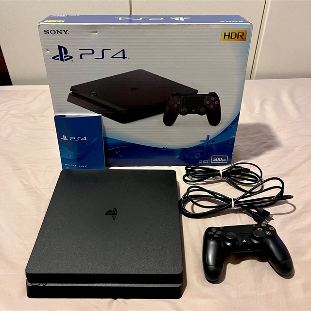 PlayStation4(プレイステーション4)のPlayStation4 CUH-2100AB01  19日まで限定 エンタメ/ホビーのゲームソフト/ゲーム機本体(家庭用ゲーム機本体)の商品写真