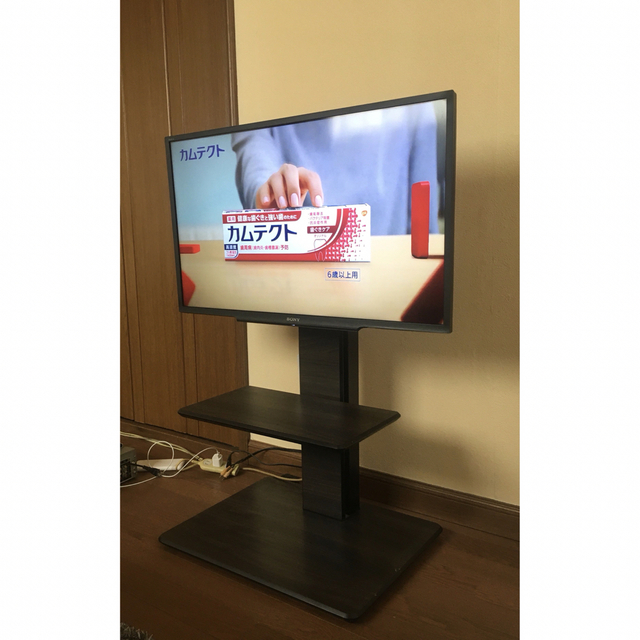 SONY(ソニー)のテレビSONY BRAVIA32 2019年製アンティーク調スタンドセット売り スマホ/家電/カメラのテレビ/映像機器(テレビ)の商品写真