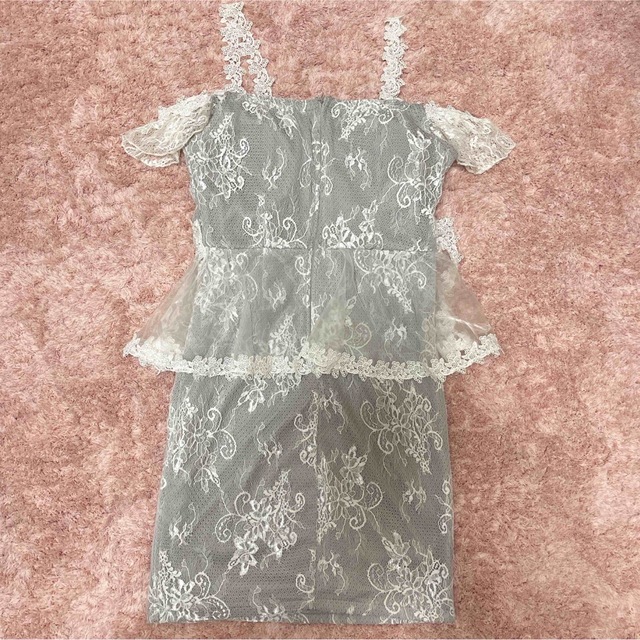 シフォンミニドレス今週値下げ KIMCHI BLUE キムチブルー 花柄 ワンピース オフショル 日本未上陸