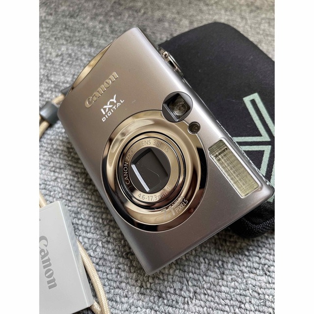 Canon(キヤノン)の◆IXY DIGITAL 900 IS◆美品◆コンパクトデジタルカメラ◆キャノン スマホ/家電/カメラのカメラ(コンパクトデジタルカメラ)の商品写真