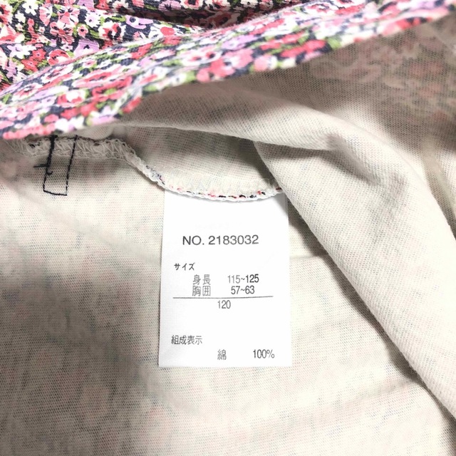 RAG MART(ラグマート)のラグマート　花柄カットソー　120  薄手　ピンク キッズ/ベビー/マタニティのキッズ服女の子用(90cm~)(Tシャツ/カットソー)の商品写真