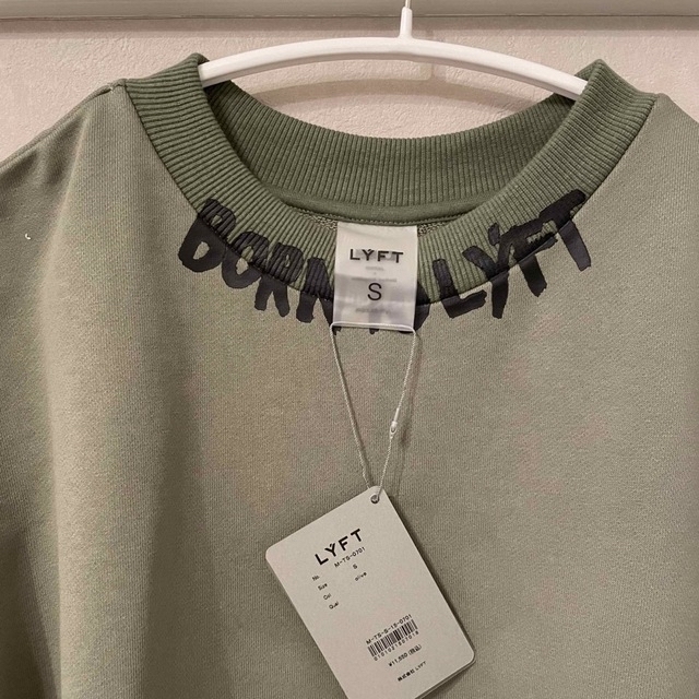 lyft Olive Sサイズ　新品未使用 メンズのトップス(Tシャツ/カットソー(半袖/袖なし))の商品写真