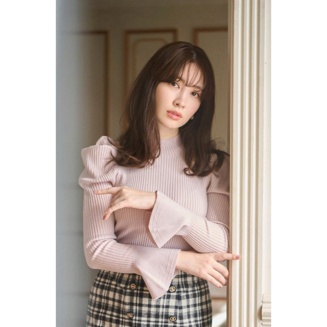 Her lip to(ハーリップトゥ)のVolume Sleeve Rib Knit Top レディースのトップス(ニット/セーター)の商品写真