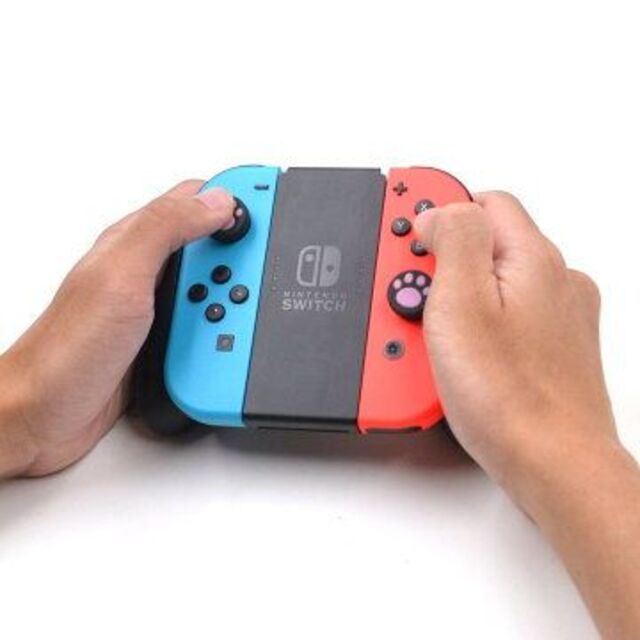 任天堂 スティック キャップ 2個セット SWITCH グリーン＋白 エンタメ/ホビーのゲームソフト/ゲーム機本体(家庭用ゲーム機本体)の商品写真