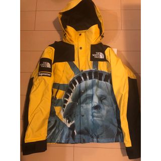 Supreme(マウンテンパーカー ・ イエロー/黄色系)のフリマ Supreme(マウンテンパーカー ・ イエロー/黄色系)のフリマ