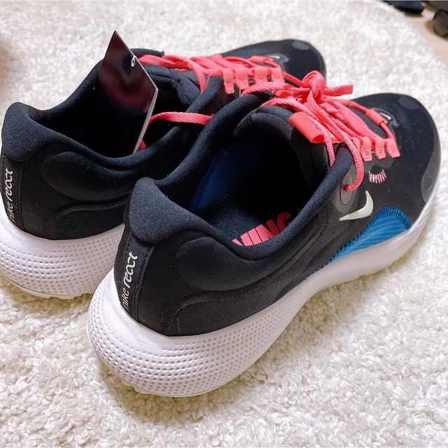 未使用　NIKE　ナイキ　RUNNING　スニーカー　27.0cm