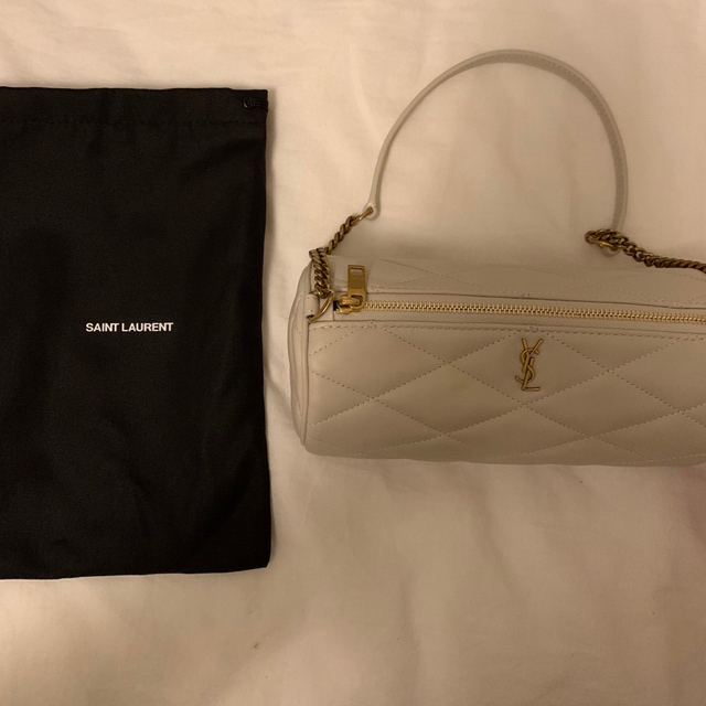 Saint Laurent(サンローラン)の【新品】ysl チューブバッグ　キルティング レディースのバッグ(ハンドバッグ)の商品写真