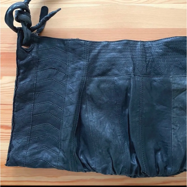 ショルダーバッグ レザー ブラック  レディースのバッグ(ショルダーバッグ)の商品写真