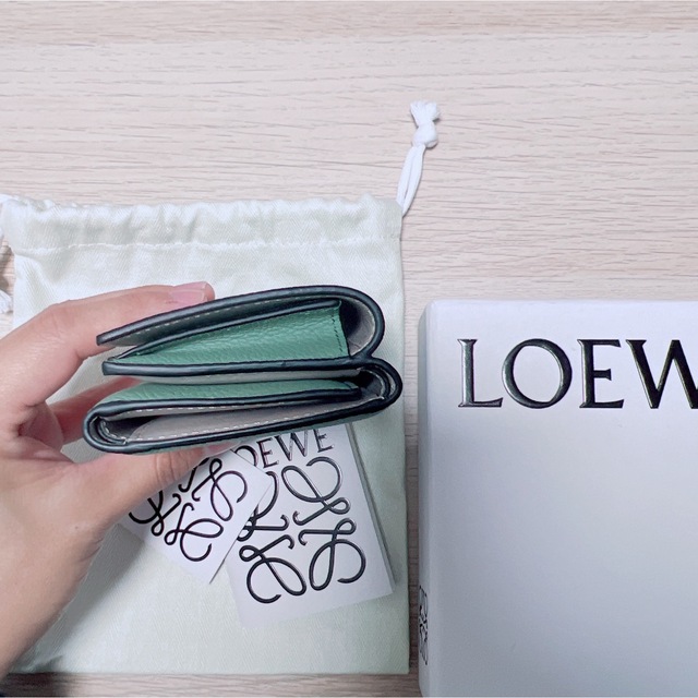 LOEWE - 最終お値下げ LOEWE お財布の通販 by きてぃs shop|ロエベ LOEWE - 最終お値下げ LOEWE お財布の通販 by きてぃs shop|ロエベ