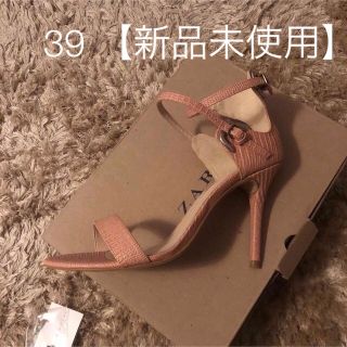 ザラ(ZARA)の【ZARA 新品未使用】ZARA サンダル　39(サンダル)