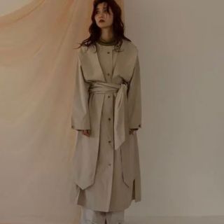 ラウジー(lawgy)の引越在庫処分 lawgy flutter light trench coat (トレンチコート)