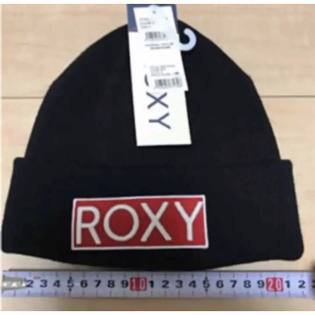 Roxy(ロキシー)の送料無料 新品 ROXY アップリケロゴ ビーニー GO OUT BEANIE レディースの帽子(ニット帽/ビーニー)の商品写真