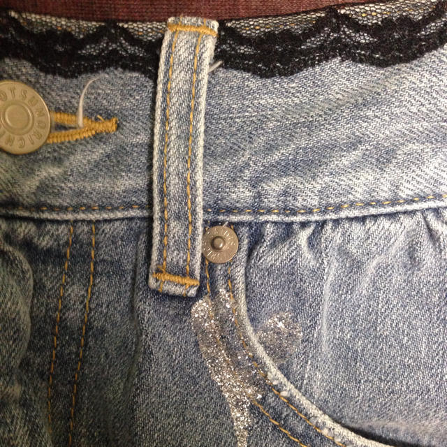 TSUMORI CHISATO(ツモリチサト)のツモリチサトハートラメデニスカ レディースのスカート(ミニスカート)の商品写真