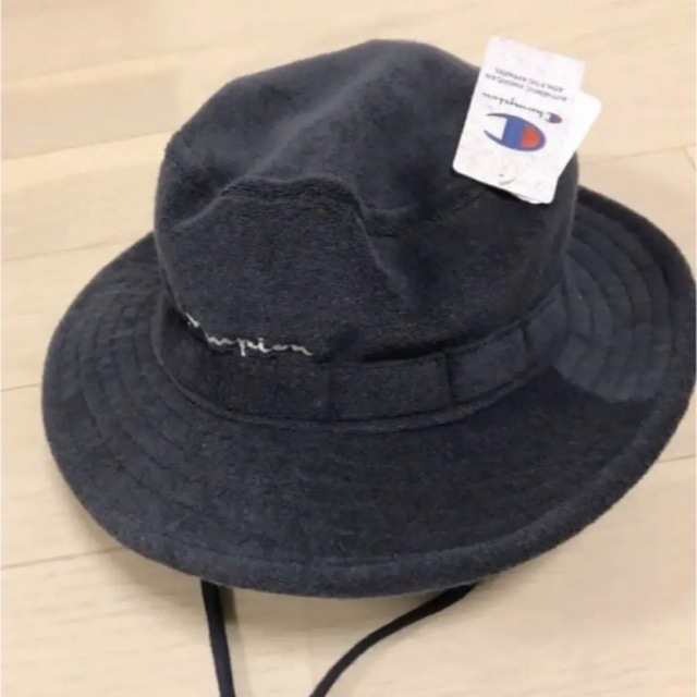 Champion(チャンピオン)の新品　チャンピオン　登山　ハット　帽子　バケットハット 帽子 スポーツ/アウトドアのゴルフ(その他)の商品写真