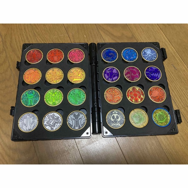 DXオーメダル オーメダルホルダー CSM風塗装 1
