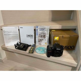 ニコン(Nikon)のKOHARUさん専用　ニコン　D600(デジタル一眼)