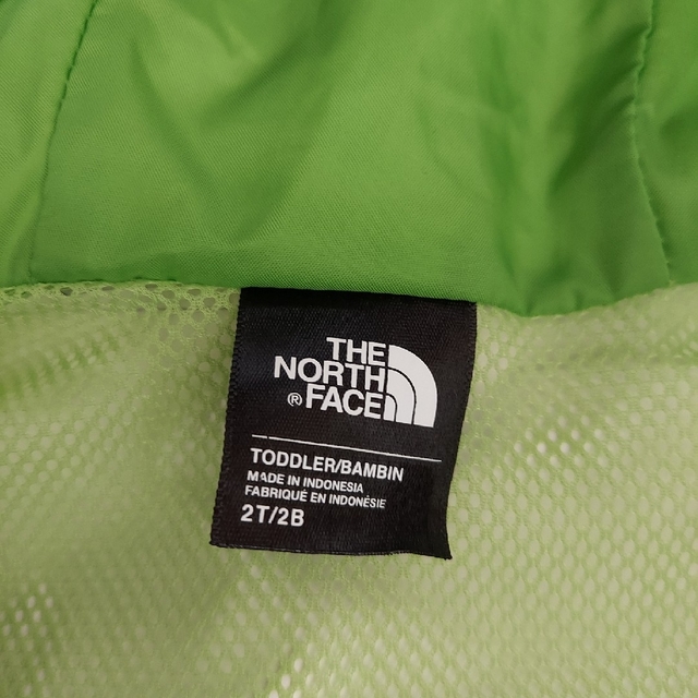 THE NORTH FACE(ザノースフェイス)のノースフェイス　キッズ　ナイロンパーカー2t　日本サイズ95 キッズ/ベビー/マタニティのキッズ服男の子用(90cm~)(ジャケット/上着)の商品写真