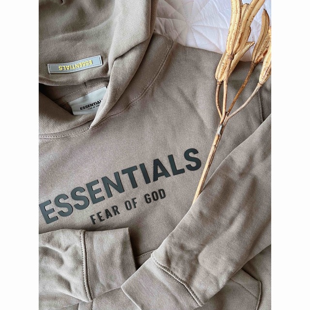 Essential(エッセンシャル)のFEAR OF GOD エッセンシャルズ パーカーkids XS メンズのトップス(パーカー)の商品写真