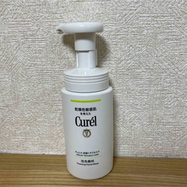 Curel(キュレル)のキュレル皮脂トラブルケア　泡洗顔料 コスメ/美容のスキンケア/基礎化粧品(洗顔料)の商品写真