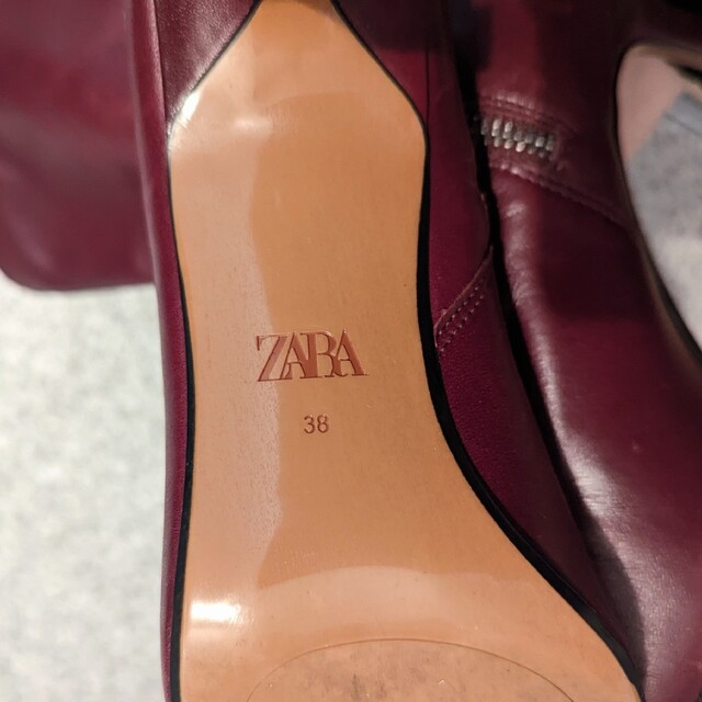 ZARA(ザラ)の【年末最終値下げ】ZARA／レザーアンクルブーツ レディースの靴/シューズ(ブーツ)の商品写真