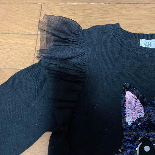H&M ニット　黒ニット　猫　スパンコール キッズ/ベビー/マタニティのキッズ服女の子用(90cm~)(ニット)の商品写真