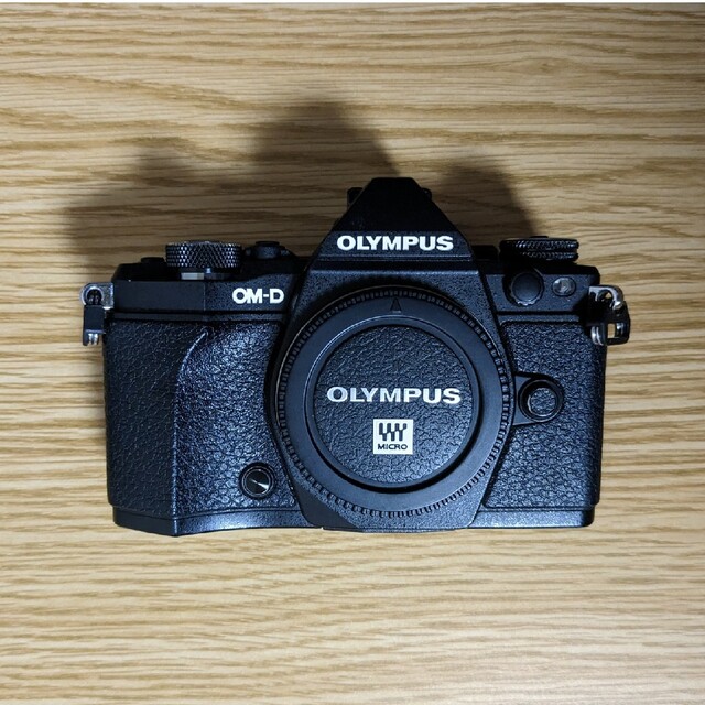 OLYMPUS OM−D E−M5 Mark 2 BLACK