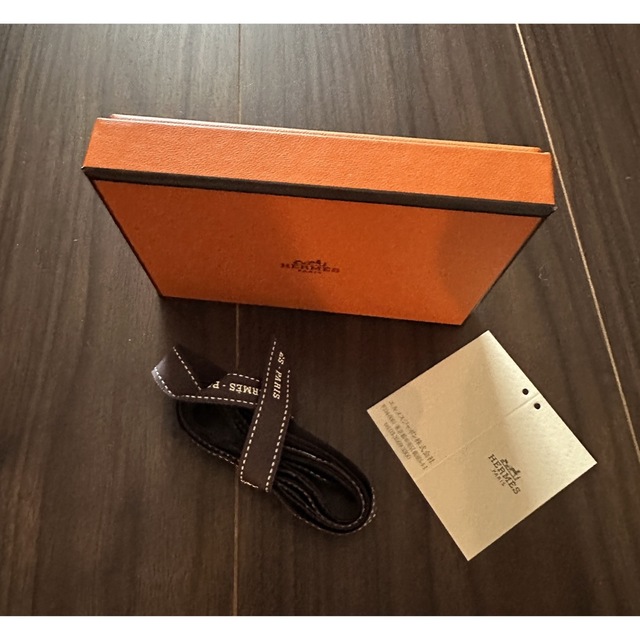 Hermes(エルメス)のエルメス　カードケース用小箱　新品　紙袋付き その他のその他(その他)の商品写真