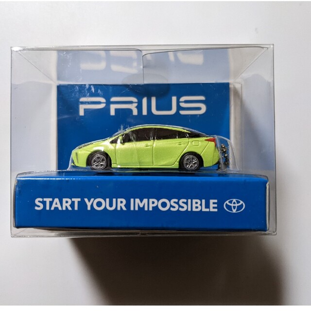 トヨタ　プリウス　LEDライト付プルバックカー エンタメ/ホビーのおもちゃ/ぬいぐるみ(ミニカー)の商品写真