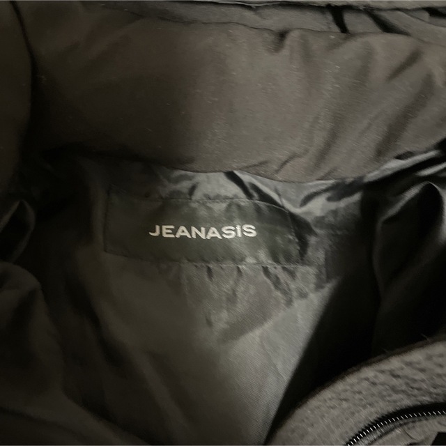 JEANASIS(ジーナシス)のJEANASIS BIGフードイミテーションダウン レディースのジャケット/アウター(ダウンジャケット)の商品写真