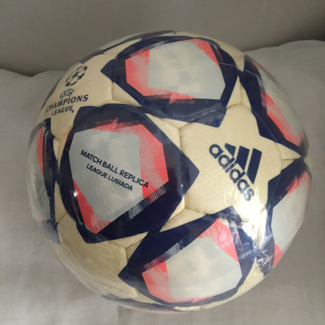 adidas(アディダス)のアディダス ジュニア サッカーボール FIFA2021 コネクト21 リーグ … スポーツ/アウトドアのサッカー/フットサル(ボール)の商品写真