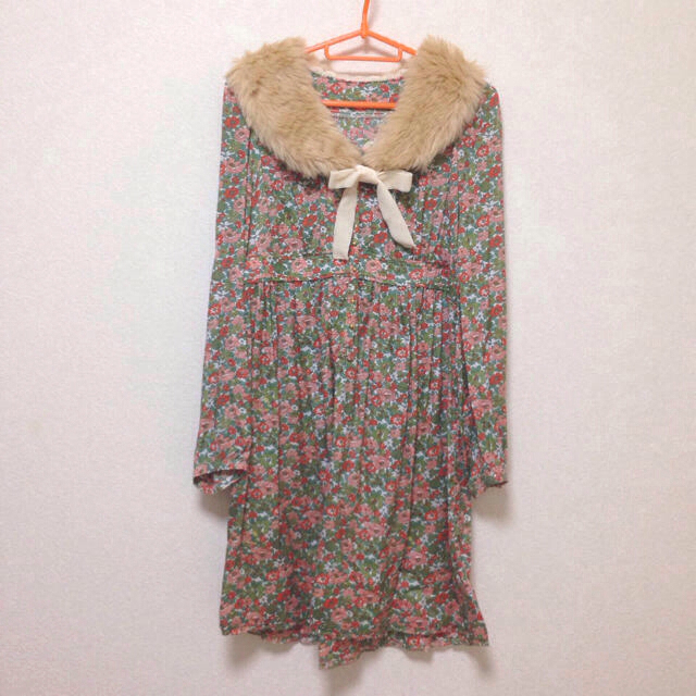 franche lippee(フランシュリッペ)の値下げ♡ティペット付き花柄ワンピ レディースのワンピース(ひざ丈ワンピース)の商品写真