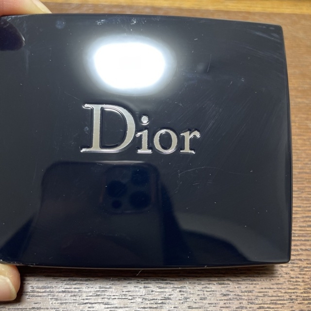 Dior(ディオール)の初売り⭐️セール　限定ディオール　サンク　クルール617 コスメ/美容のベースメイク/化粧品(アイシャドウ)の商品写真