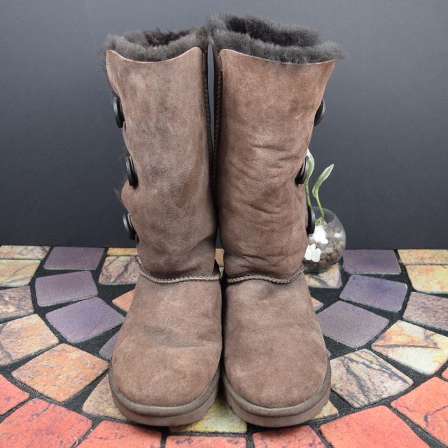 UGG AUSTRALIA(アグオーストラリア)の【美品】UGG australia　アグ　24cm　ムートンブーツ　裏ボア レディースの靴/シューズ(ブーツ)の商品写真