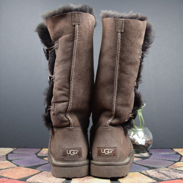 UGG AUSTRALIA(アグオーストラリア)の【美品】UGG australia　アグ　24cm　ムートンブーツ　裏ボア レディースの靴/シューズ(ブーツ)の商品写真