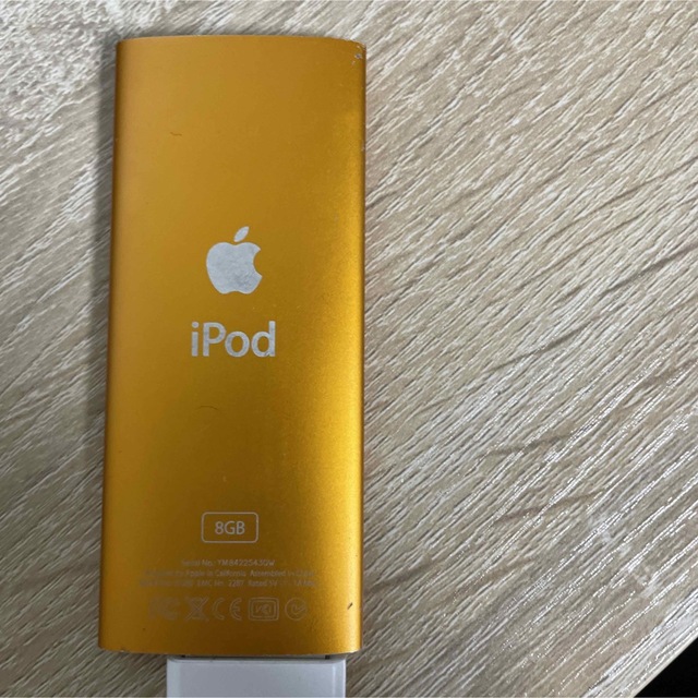 iPod(アイポッド)のAPPLE iPod nano IPOD NANO 8GB スマホ/家電/カメラのオーディオ機器(ポータブルプレーヤー)の商品写真