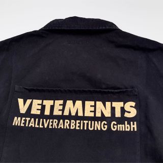 未使用タグ付き VETEMENTS gmbh バックロゴブルゾン サイズS