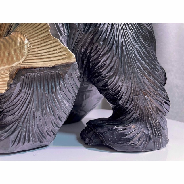 木彫りの熊　アップサイクルアート エンタメ/ホビーのフィギュア(その他)の商品写真