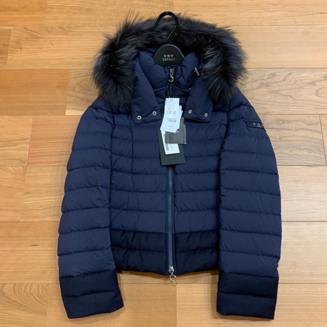 新品 国内正規品 タトラス 10万 03 M L ネイビー ダウン ヴァレナ | フリマアプリ ラクマ