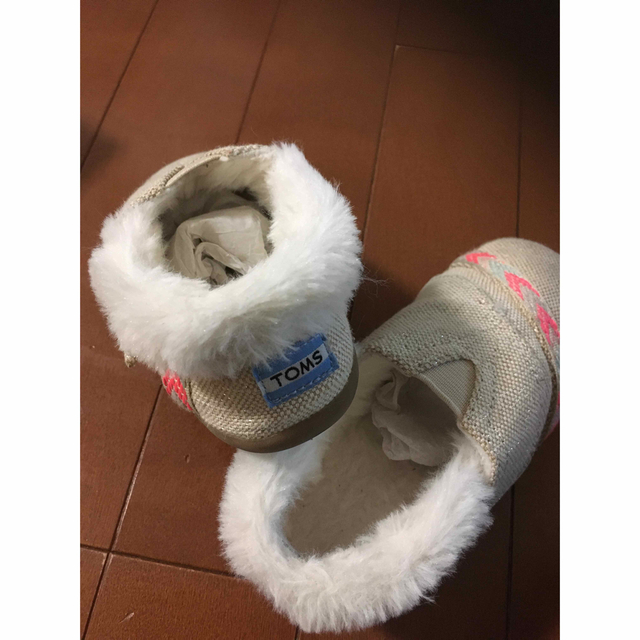 TOMS(トムズ)のTOMSトムス16 キッズ/ベビー/マタニティのキッズ靴/シューズ(15cm~)(スニーカー)の商品写真