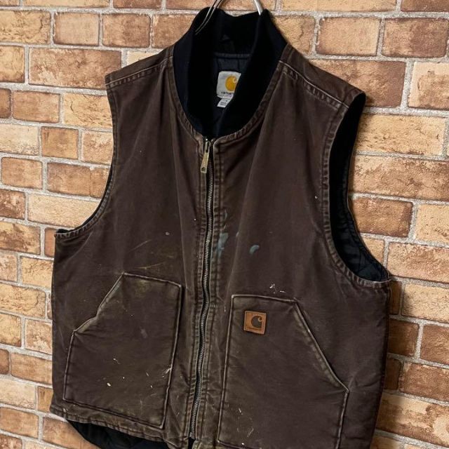 carhartt(カーハート)のカーハート　メキシコ製　ダック地　ベスト　ダークブラウン　中綿キルティング　L. メンズのトップス(ベスト)の商品写真